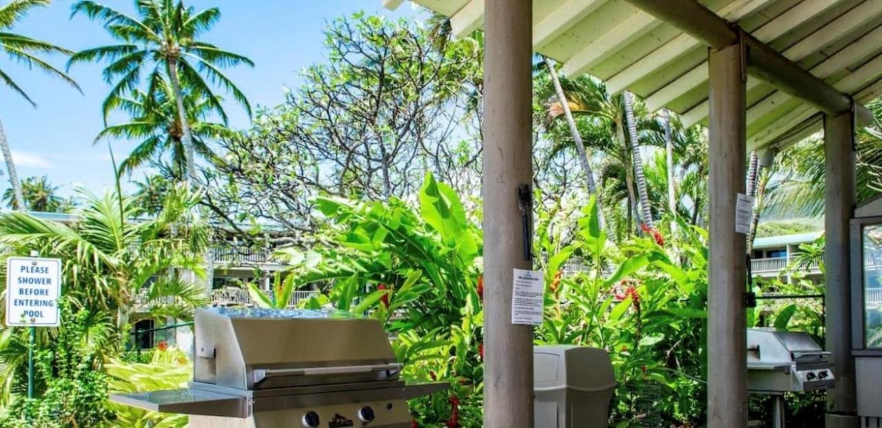 Molokai Island Retreat With Beautiful Ocean Views And Pool - Newly Remodeled! Appartement Ualapue Buitenkant foto