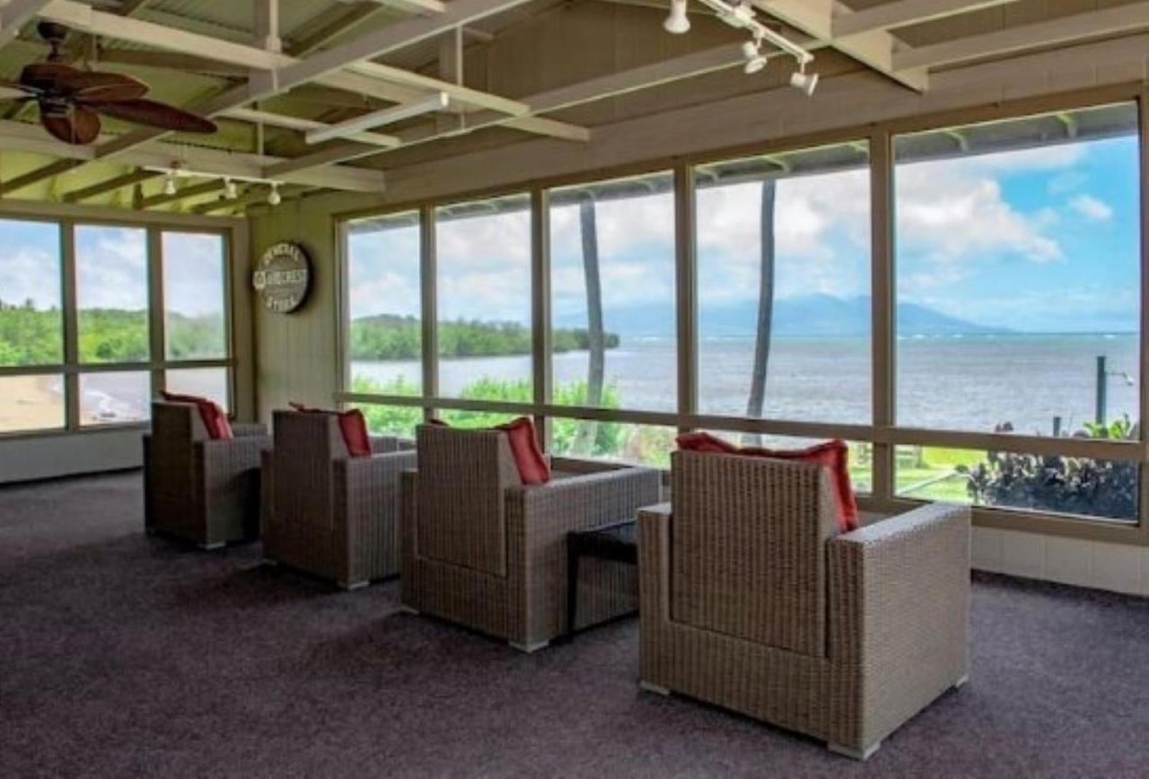 Molokai Island Retreat With Beautiful Ocean Views And Pool - Newly Remodeled! Appartement Ualapue Buitenkant foto