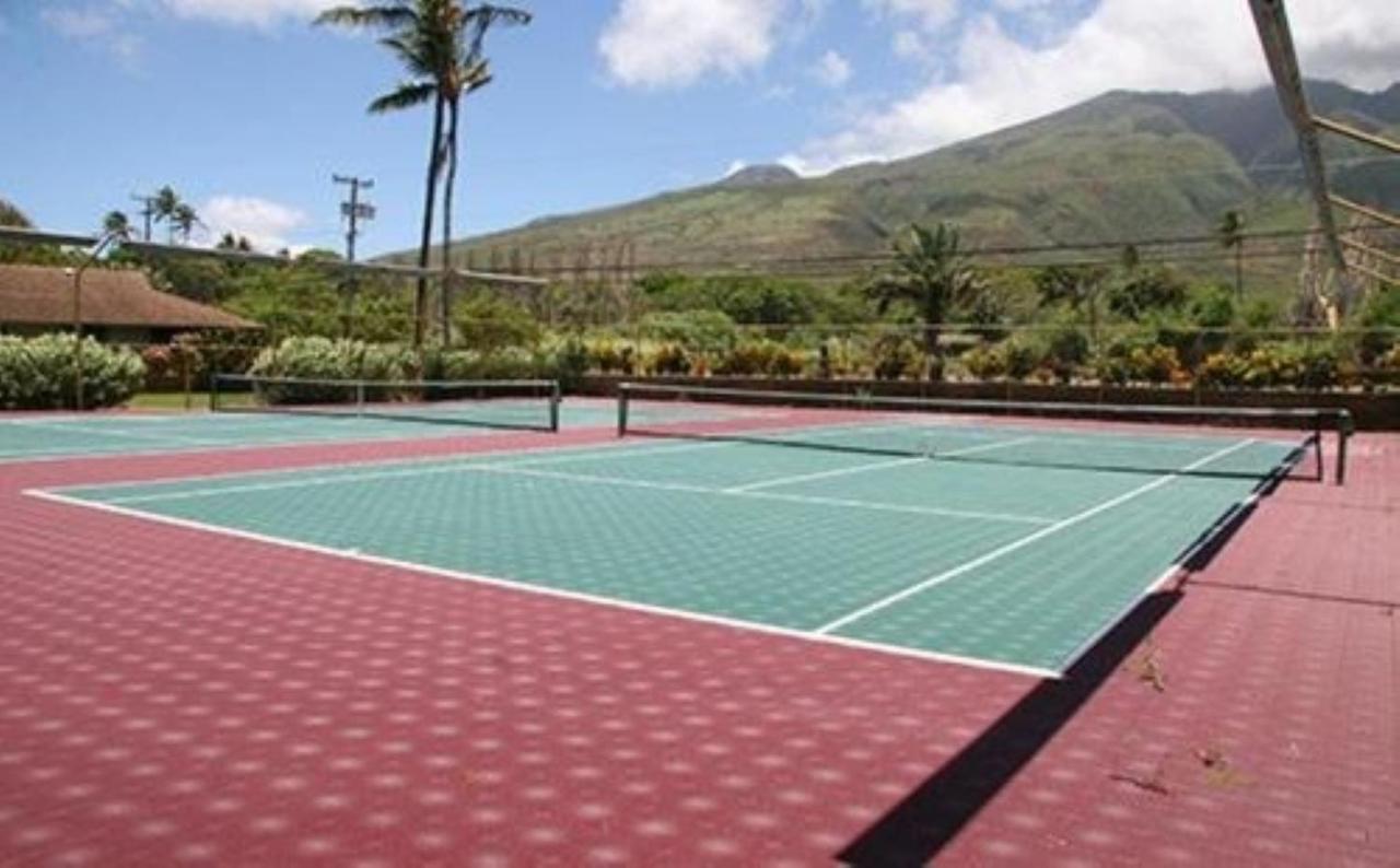 Molokai Island Retreat With Beautiful Ocean Views And Pool - Newly Remodeled! Appartement Ualapue Buitenkant foto